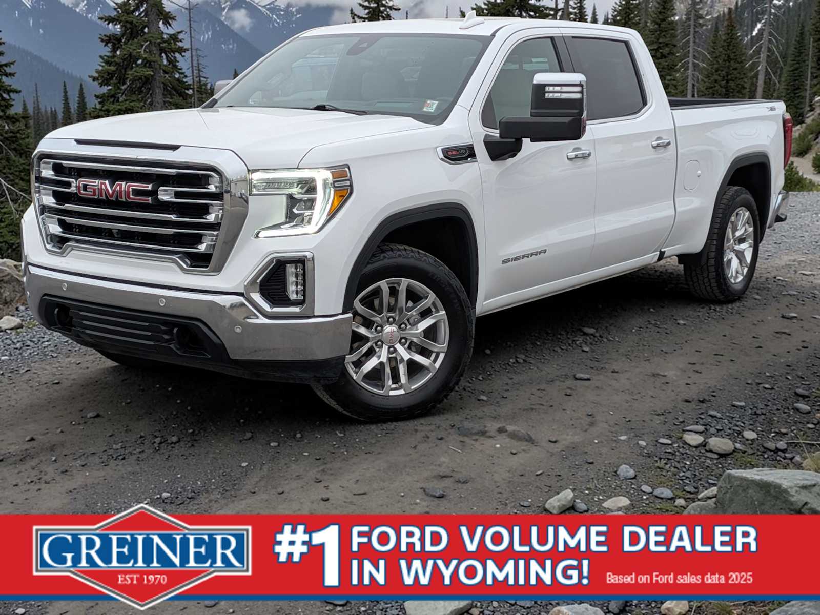 2022 GMC Sierra 4WD Crew Cab Short Box SLT's photo