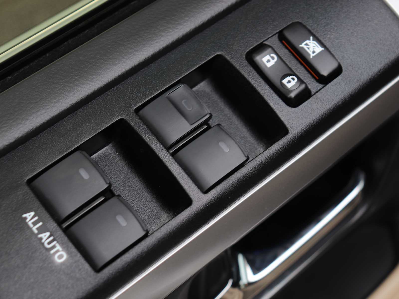 Thumbnail: 2022 Toyota 4Runner - 18