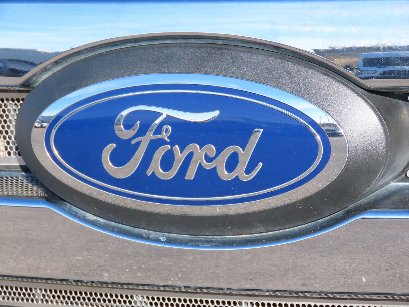 Thumbnail: 2022 Ford Econoline - 11