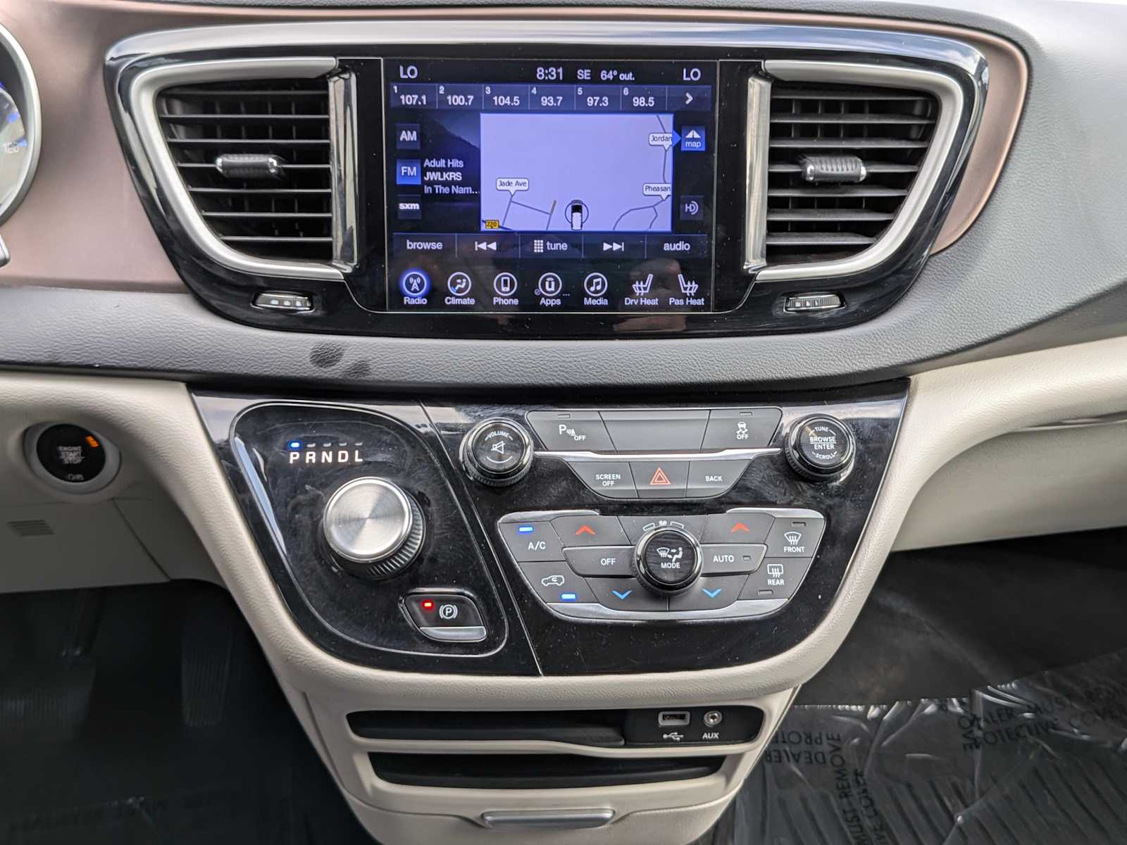 Thumbnail: 2017 Chrysler Pacifica - 29