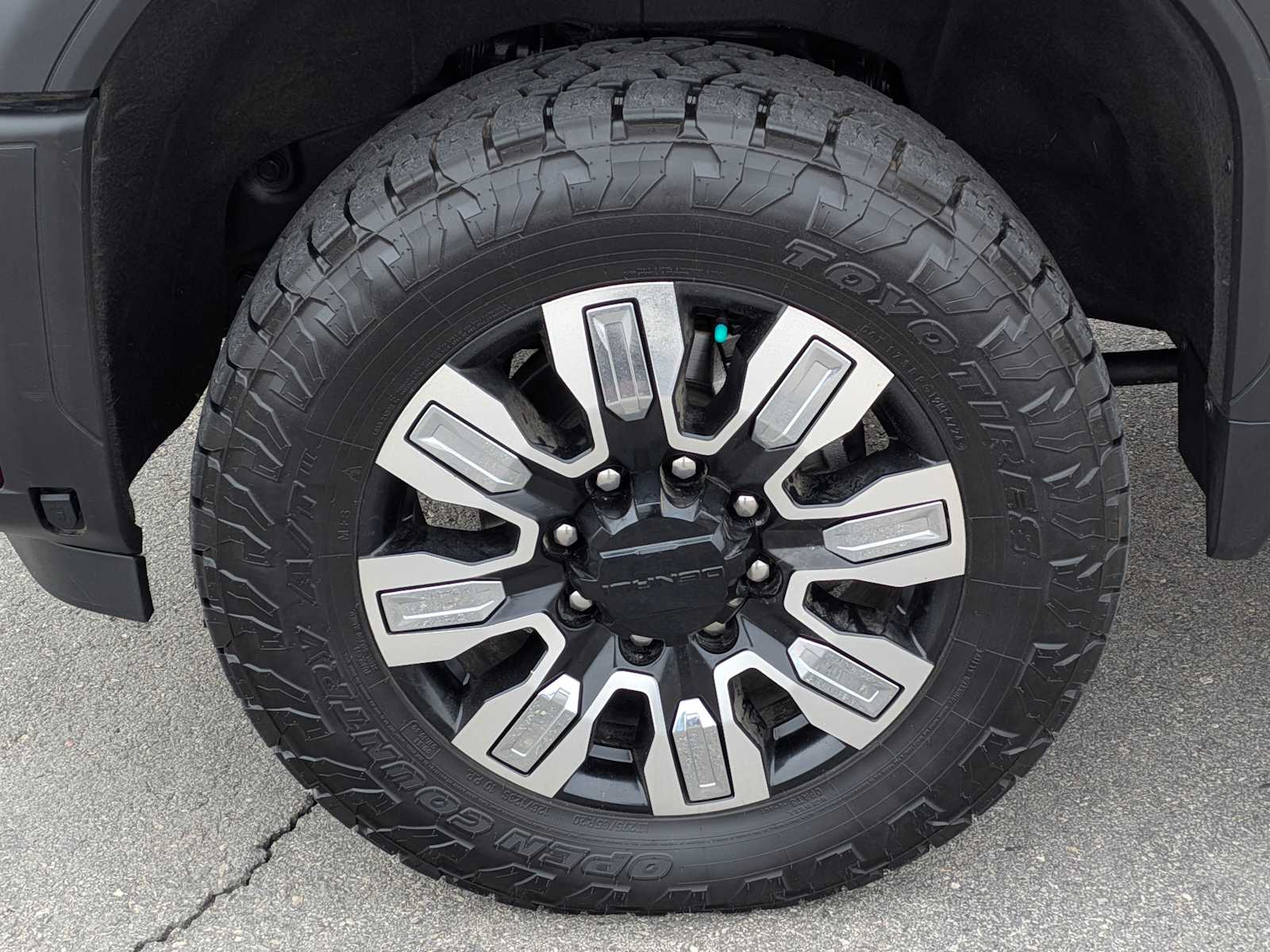 Thumbnail: 2024 GMC Sierra 3500 - 14