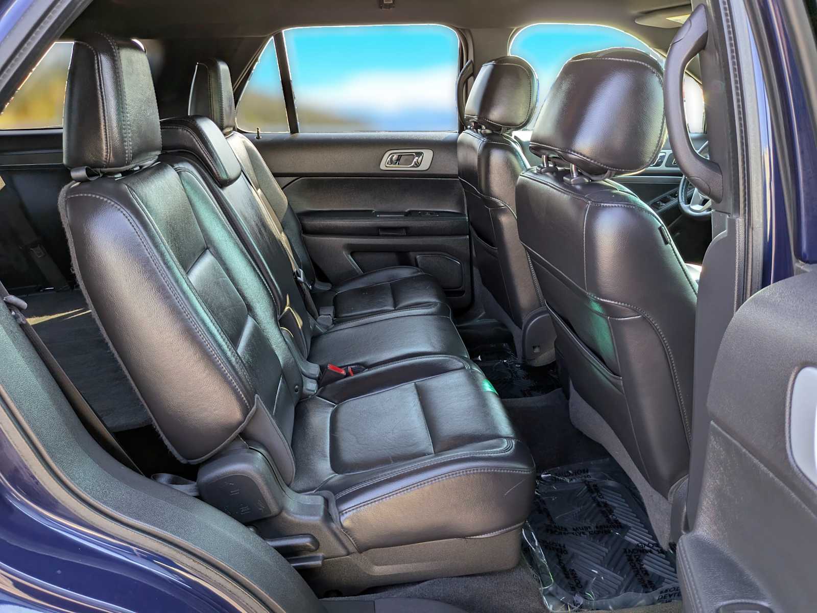 Thumbnail: 2011 Ford Explorer - 29