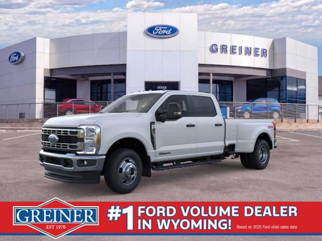 New 2026 Ford F-350 XLT Truck Crew Cab