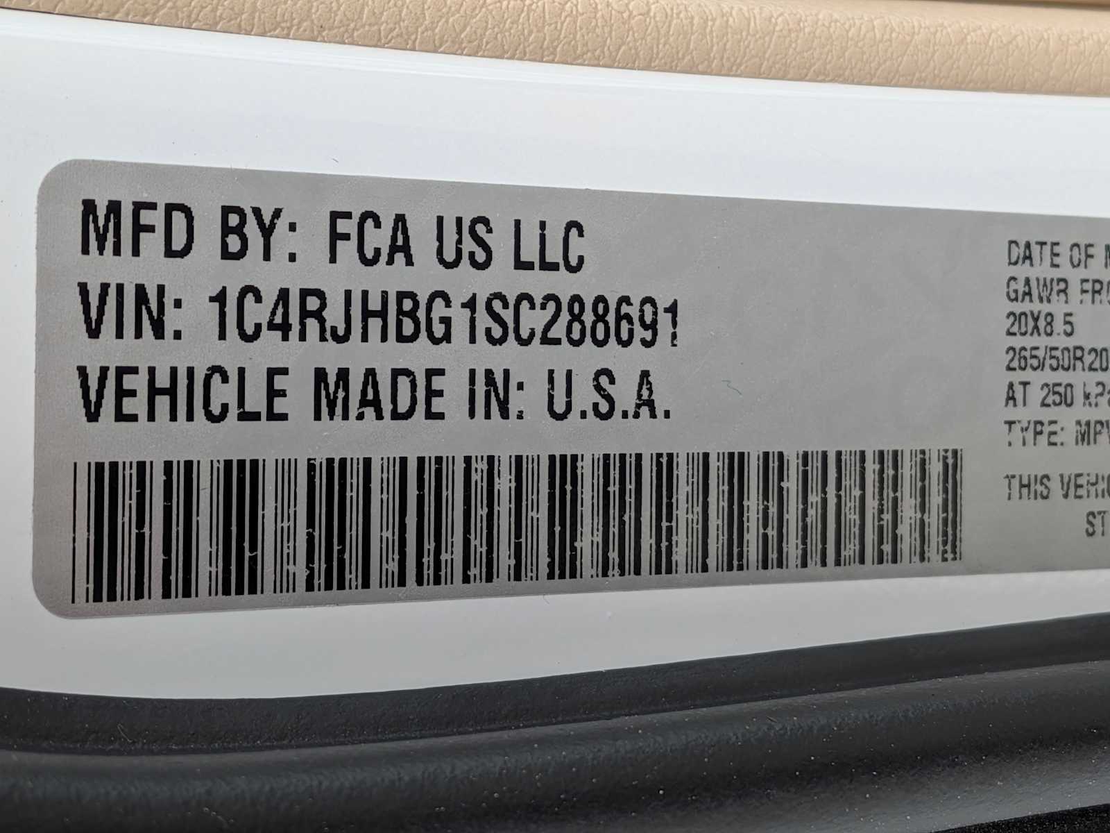 Thumbnail: 2025 Jeep Grand Cherokee - 36