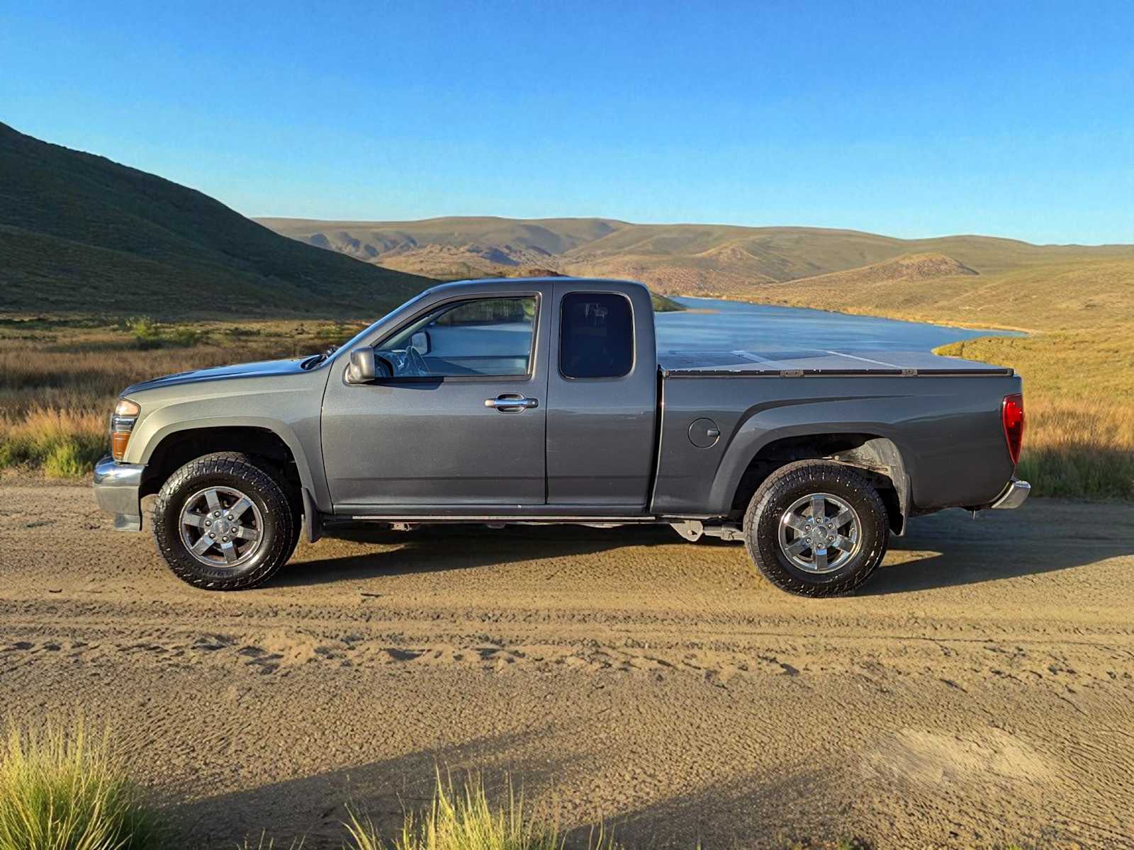 Thumbnail: 2011 GMC Canyon - 3