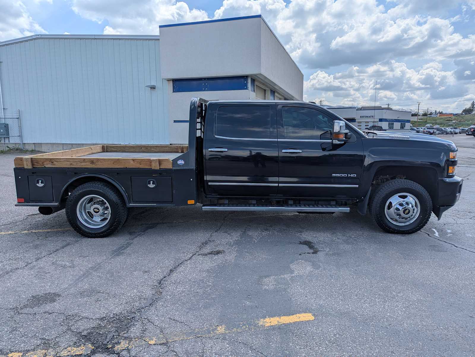 Thumbnail: 2018 Chevrolet Silverado 3500 - 9
