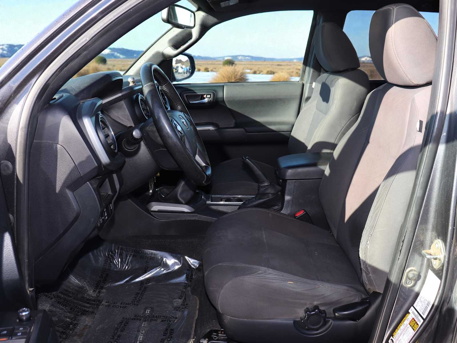 Thumbnail: 2016 Toyota Tacoma - 16