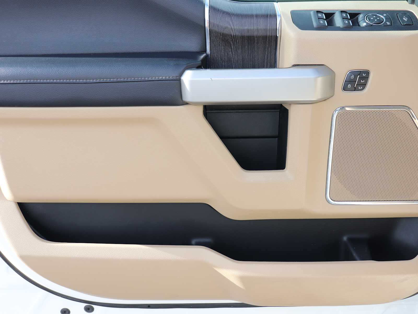 Thumbnail: 2020 Ford Econoline - 19