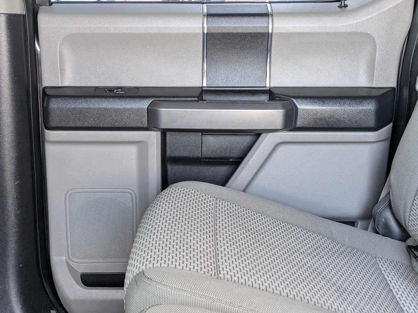 Thumbnail: 2017 Ford Econoline - 20