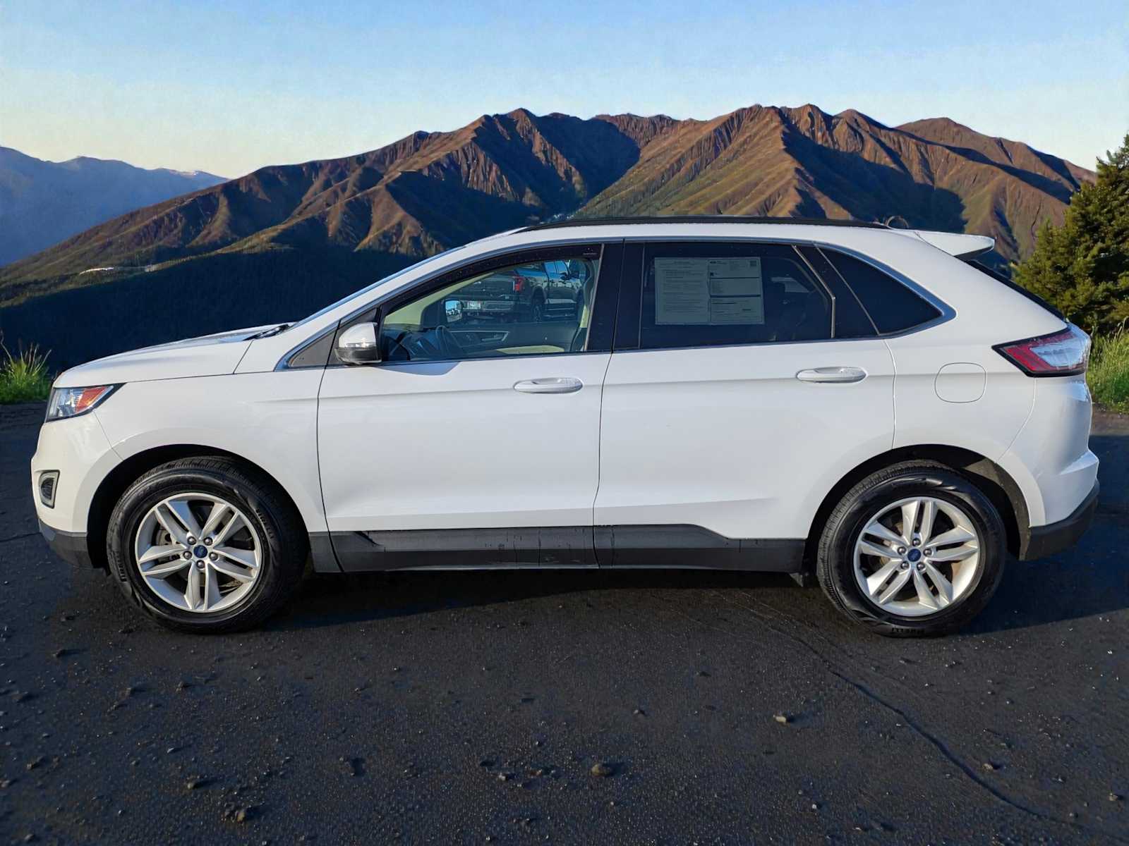 Thumbnail: 2018 Ford Edge - 3