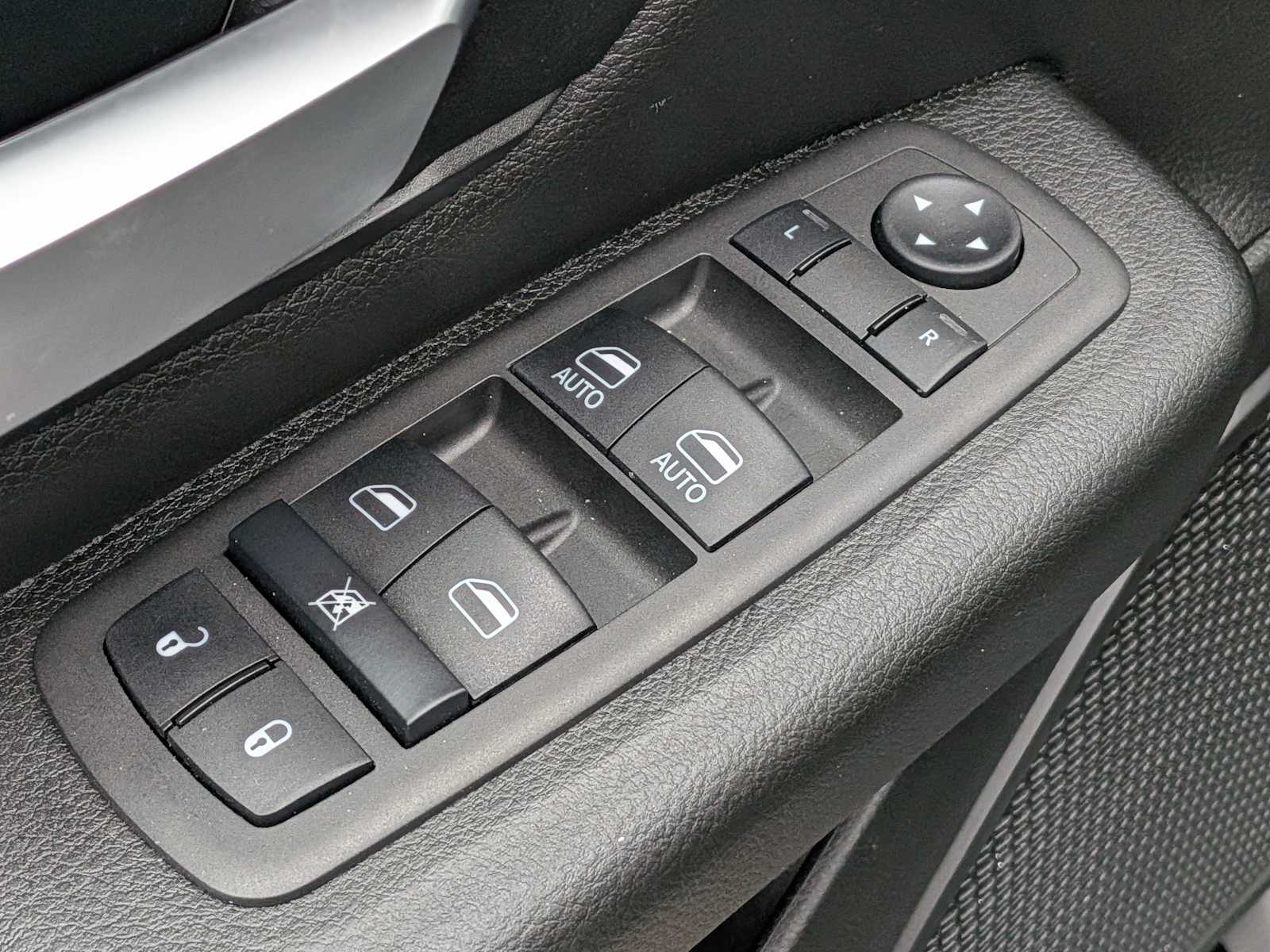 Thumbnail: 2024 RAM 1500 - 17