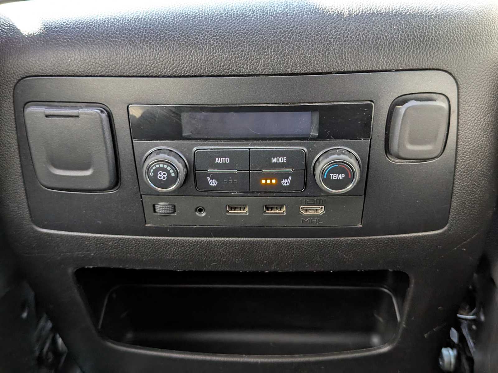 Thumbnail: 2018 Chevrolet Tahoe - 29