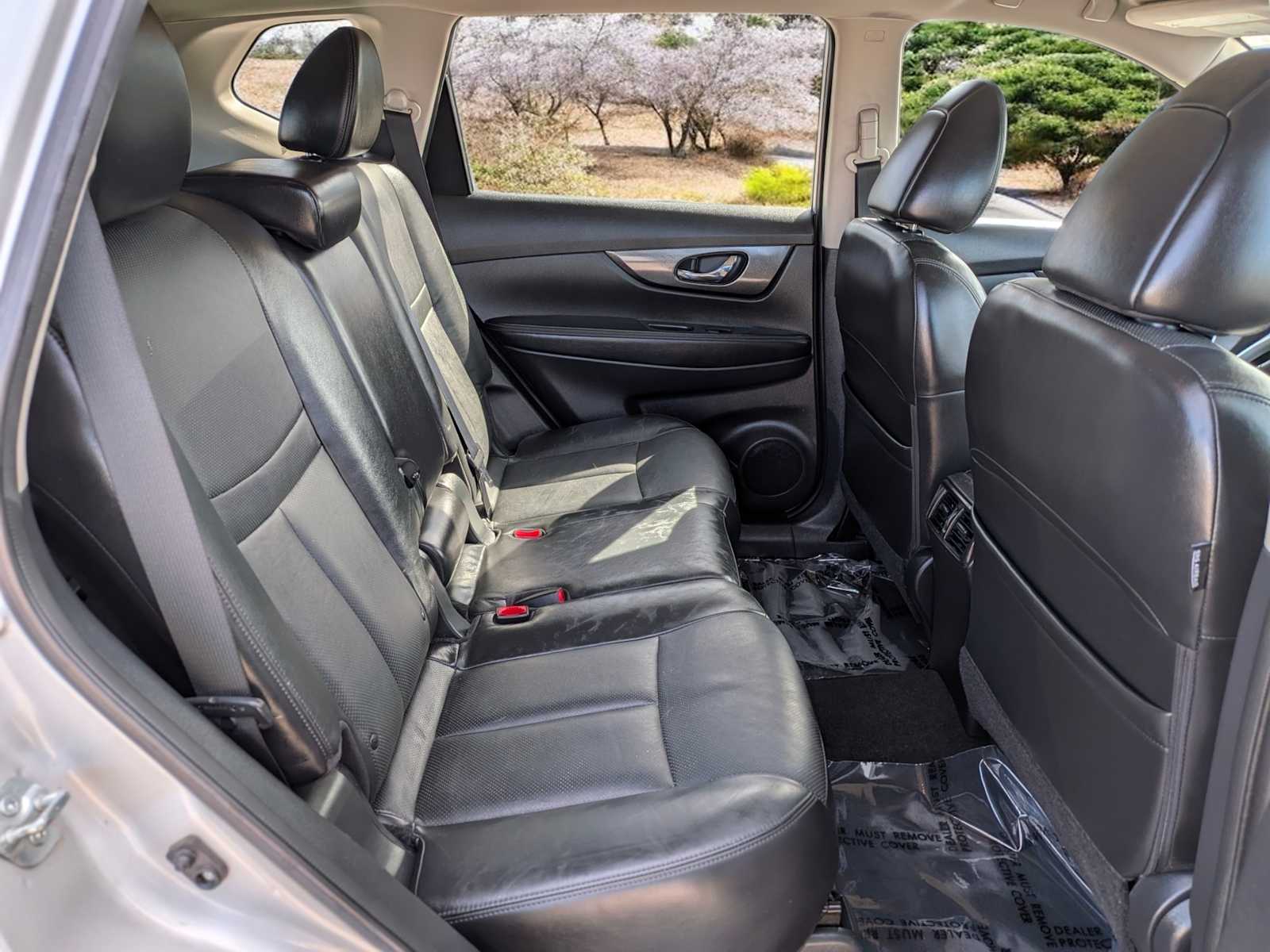 Thumbnail: 2015 Nissan Rogue - 23