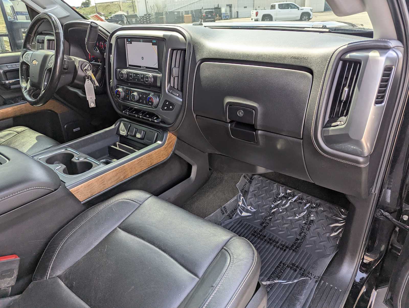 Thumbnail: 2018 Chevrolet Silverado 3500 - 28
