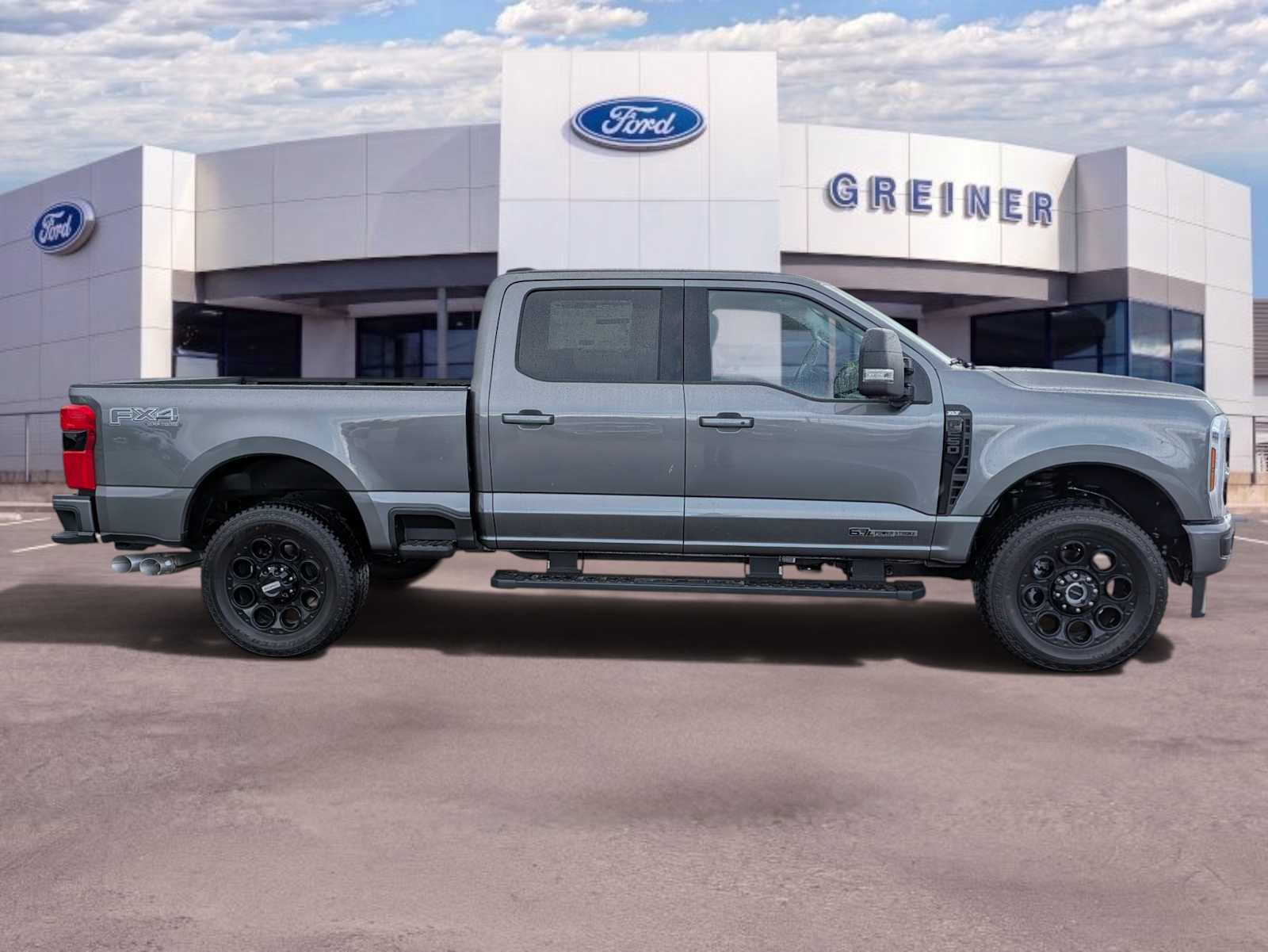 2026 Ford F-250 Super Duty XLT - Photo 7