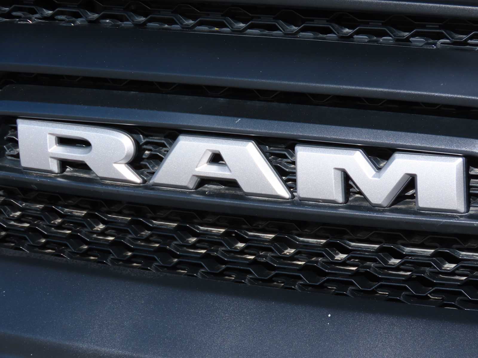 Thumbnail: 2024 RAM 1500 Classic - 11