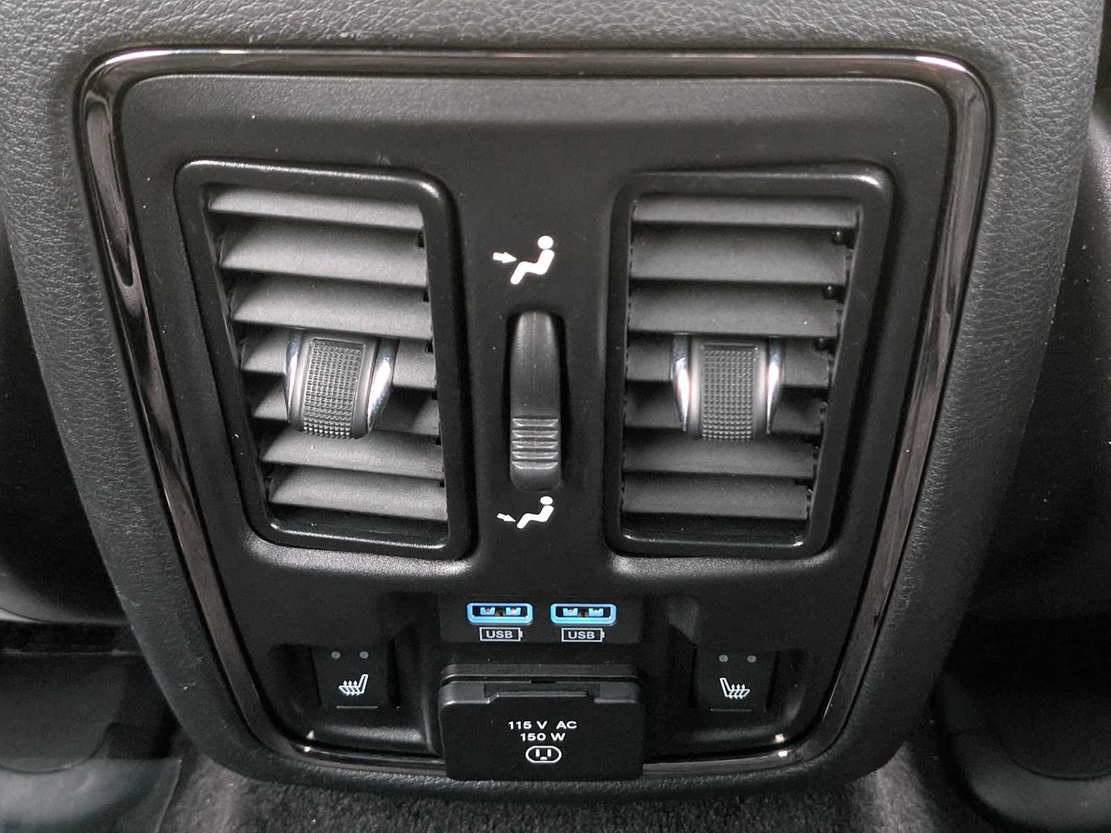 Thumbnail: 2018 Dodge Durango - 30