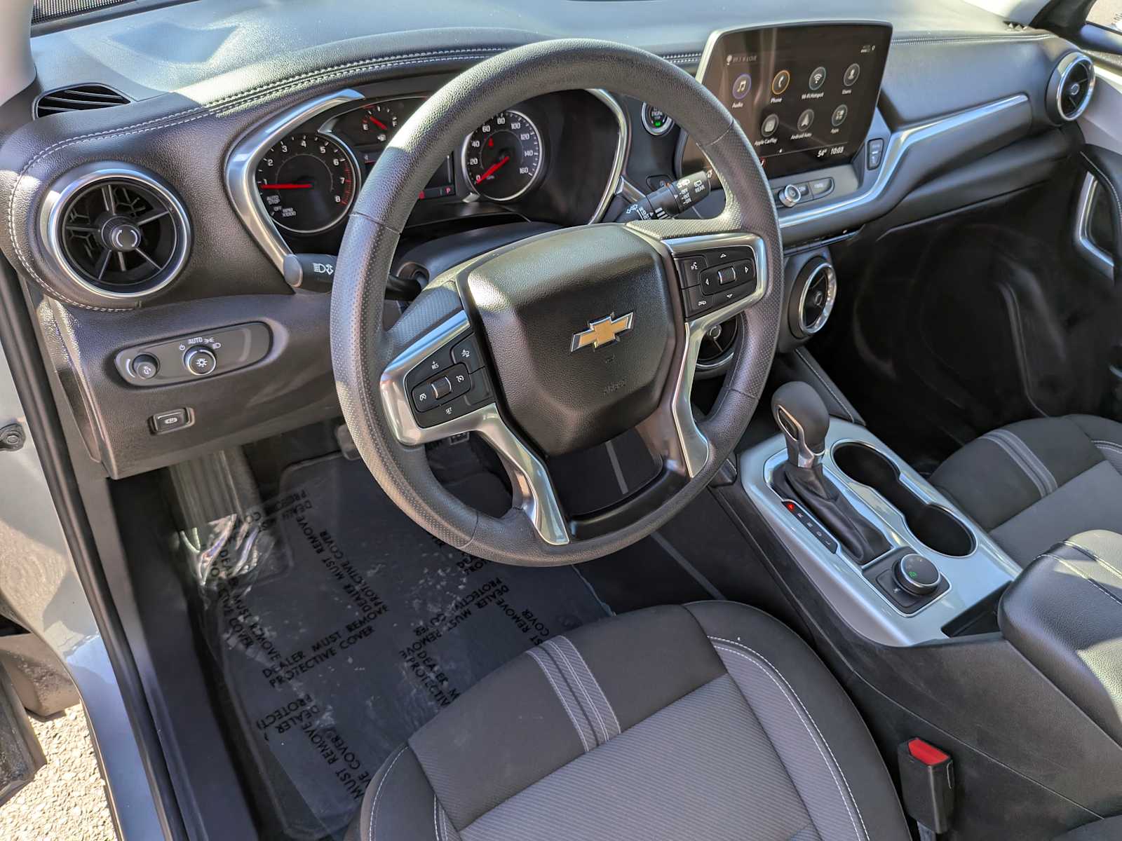 2025 Chevrolet Blazer 2LT photo 2