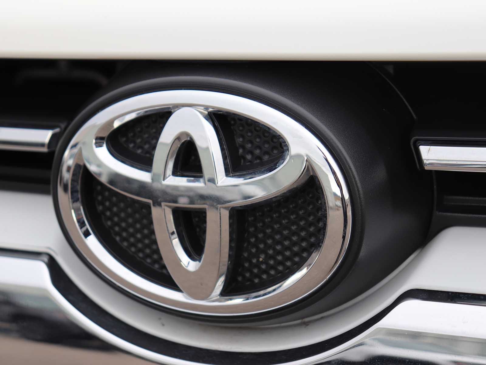 Thumbnail: 2022 Toyota 4Runner - 11