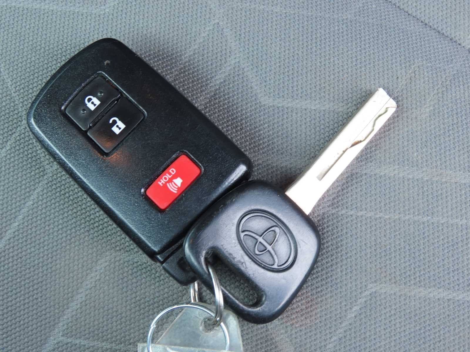 Thumbnail: 2022 Toyota Tacoma - 38