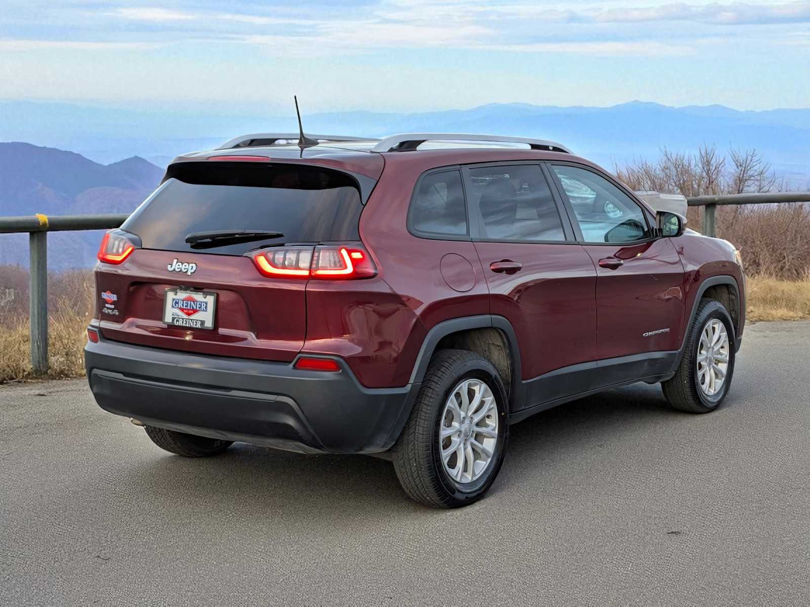Thumbnail: 2021 Jeep Cherokee - 6