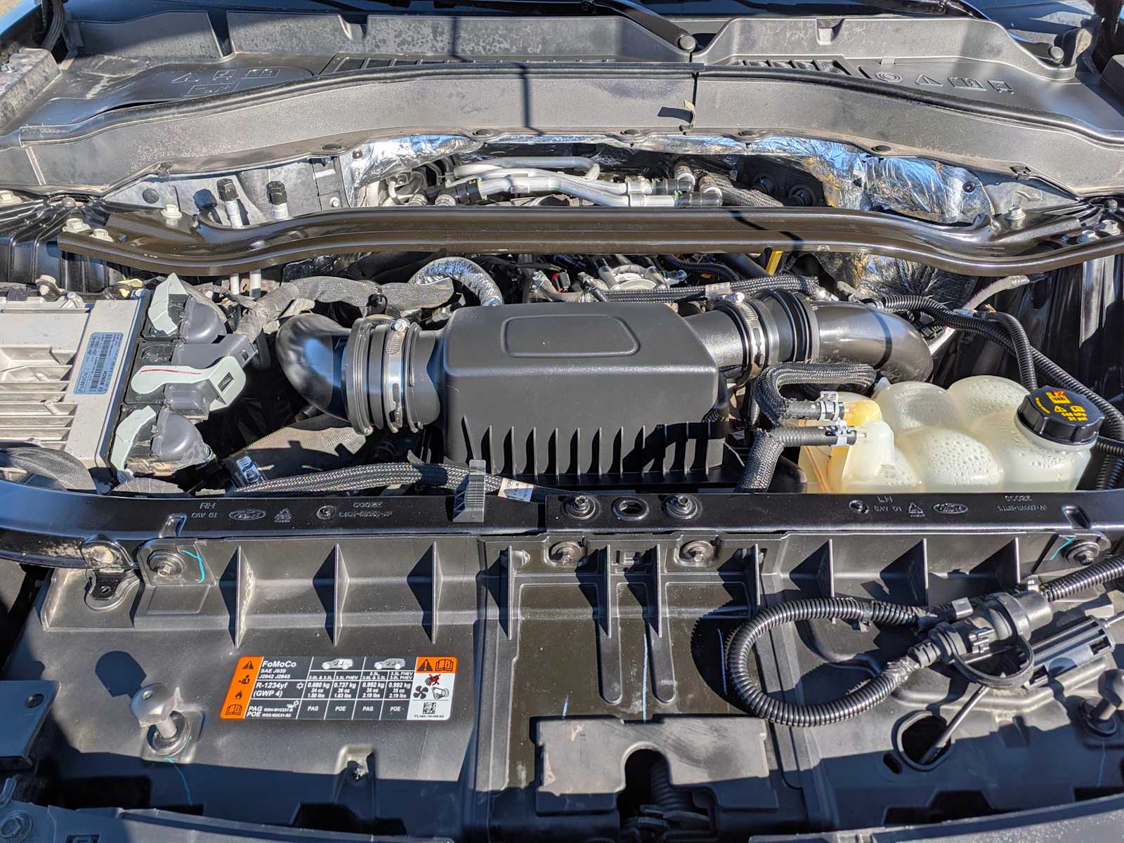 Thumbnail: 2020 Ford Explorer - 14