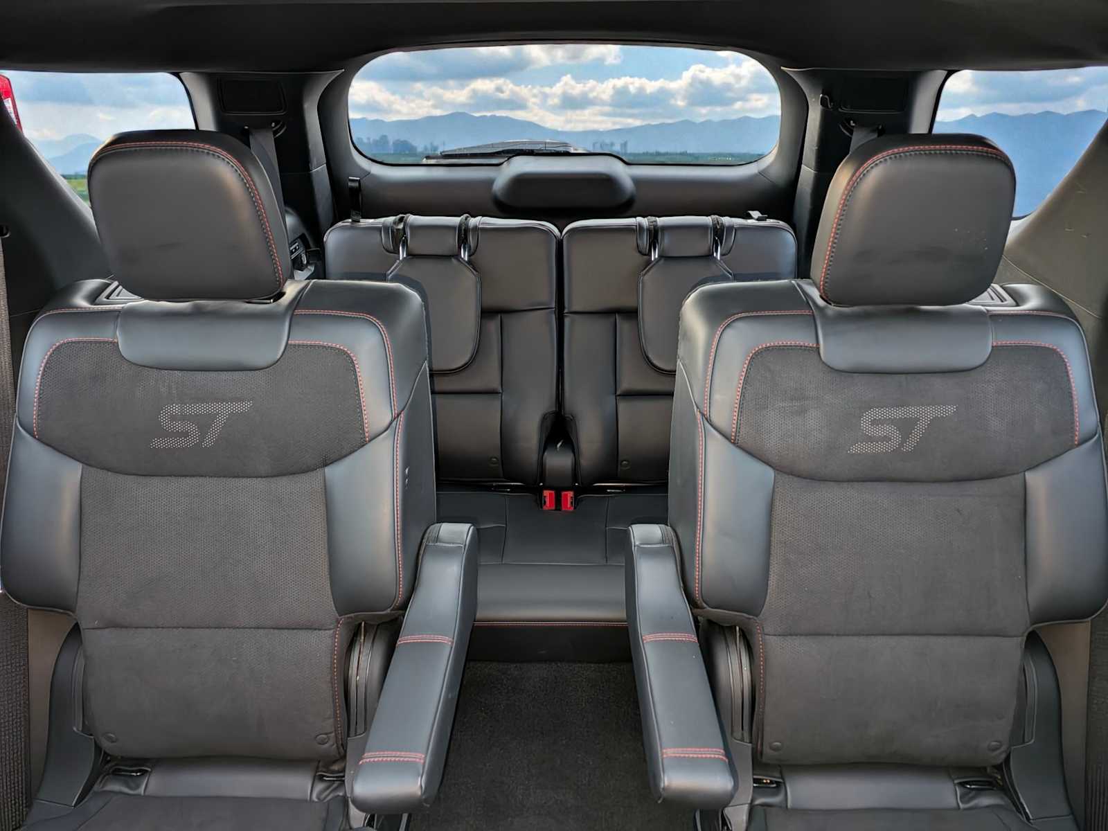 Thumbnail: 2025 Ford Explorer - 24