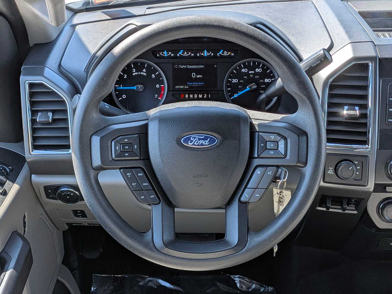 Thumbnail: 2018 Ford Econoline - 20