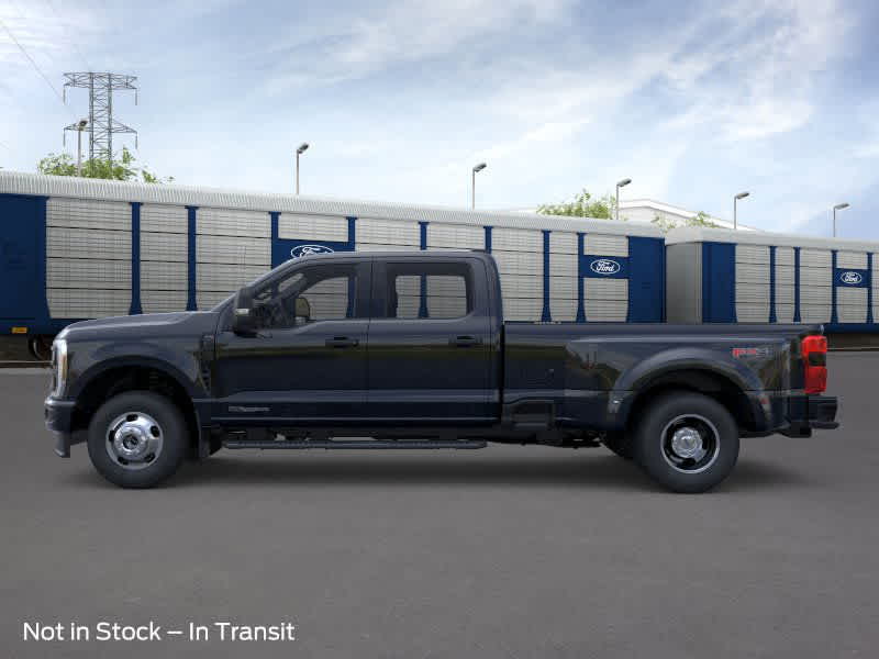 2026 Ford F-350 XL photo 2