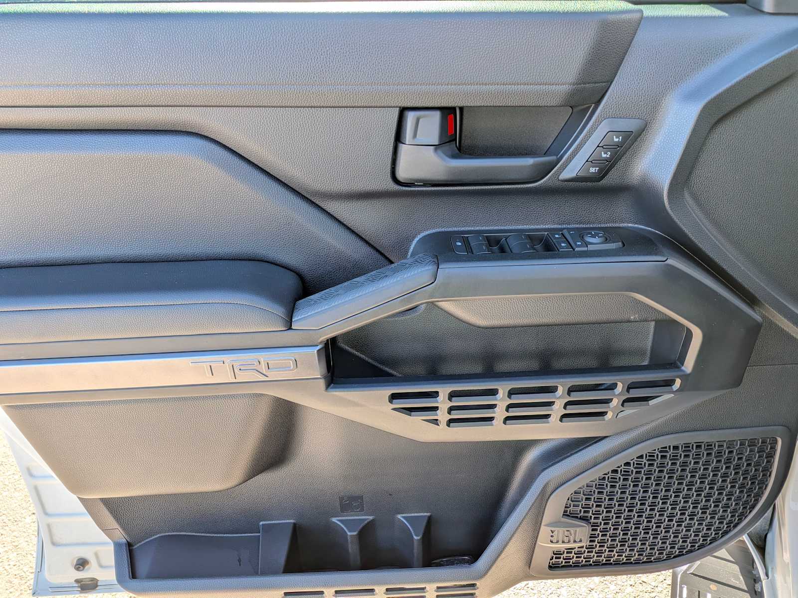 Thumbnail: 2025 Toyota 4Runner - 16