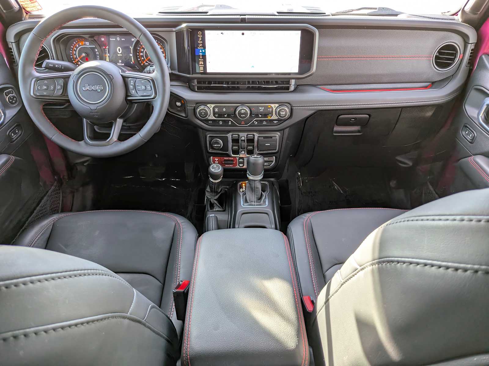 Thumbnail: 2024 Jeep Wrangler - 30