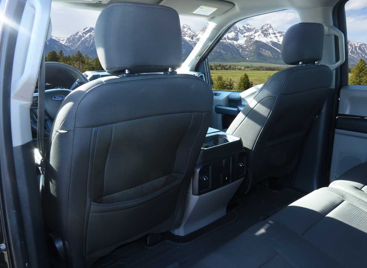 Thumbnail: 2019 Ford F-150 - 19