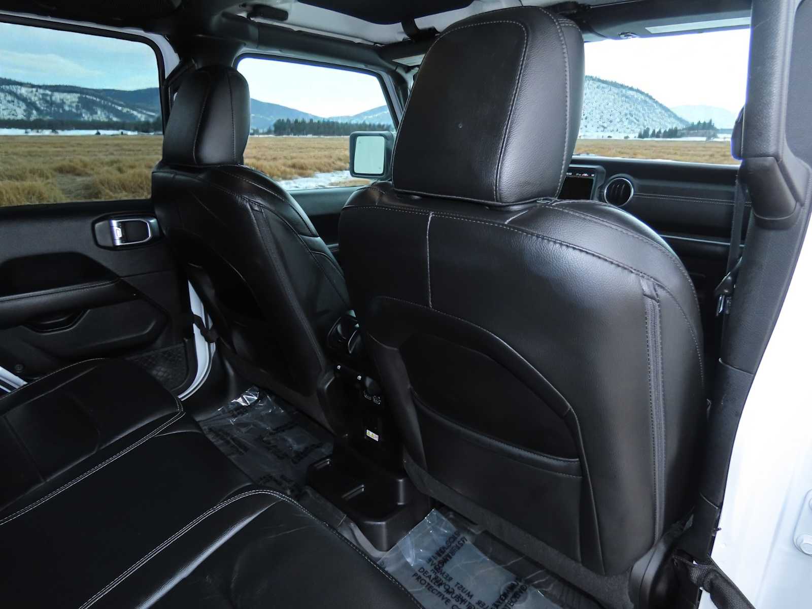 Thumbnail: 2019 Jeep Wrangler - 24