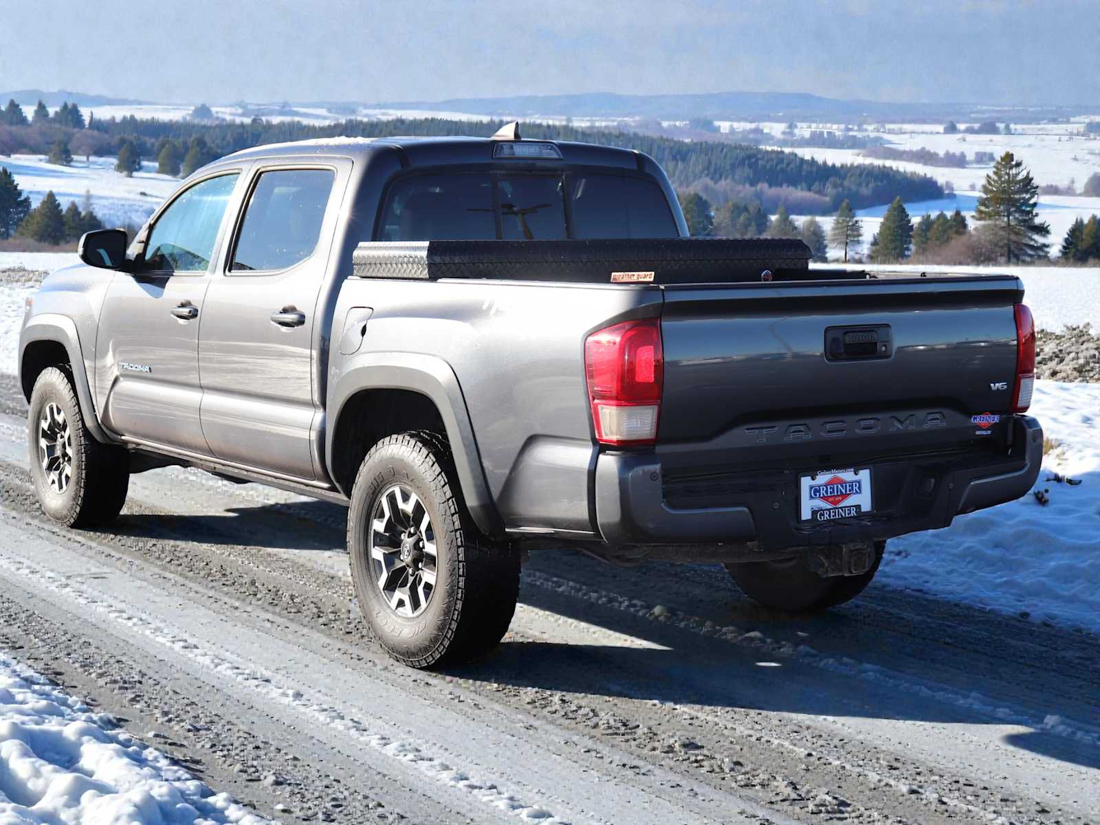 Thumbnail: 2016 Toyota Tacoma - 4