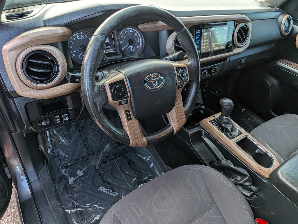 Used 2017 Toyota Tacoma TRD Sport Truck Double Cab