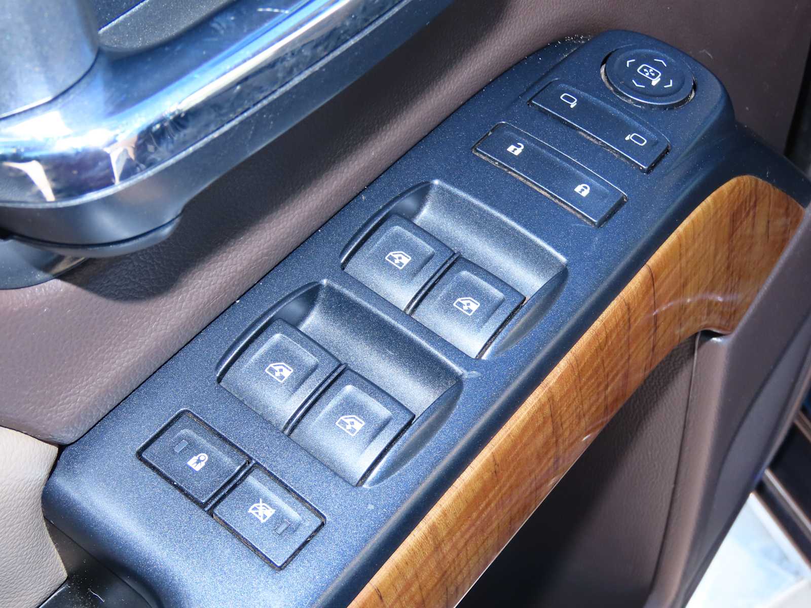 Thumbnail: 2016 GMC Sierra 2500 - 19