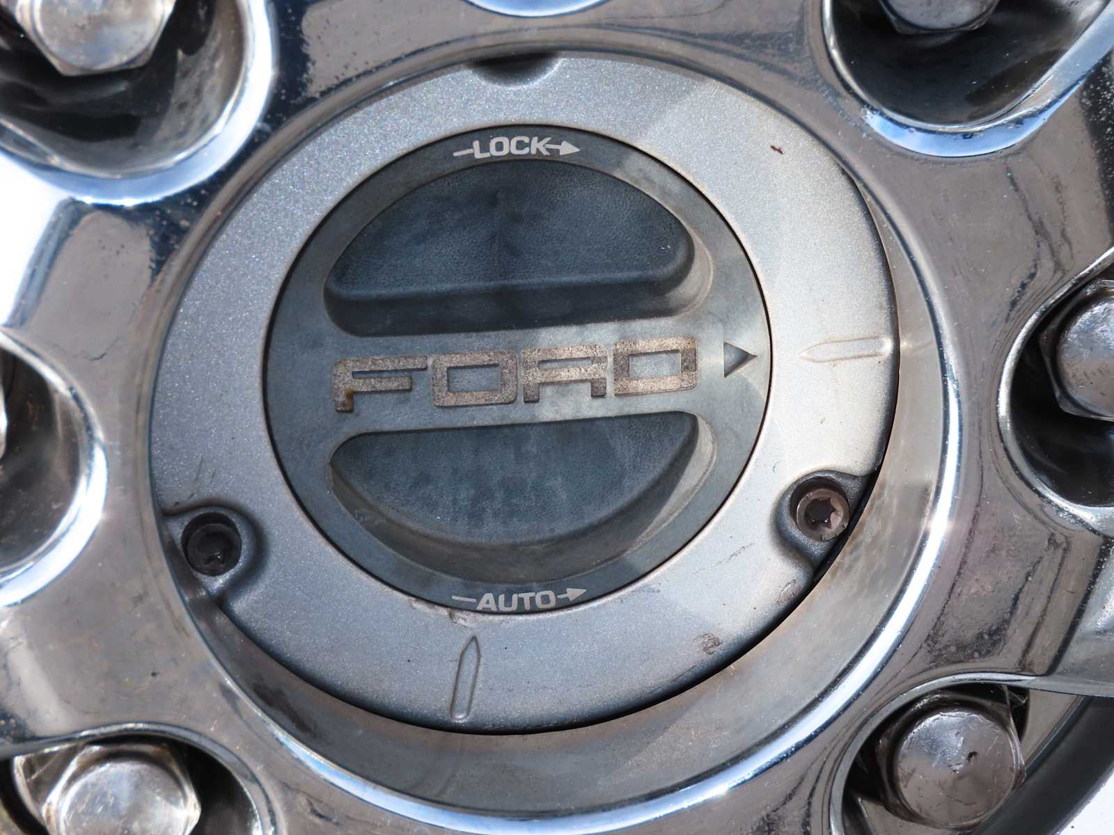 Thumbnail: 2022 Ford Econoline - 16