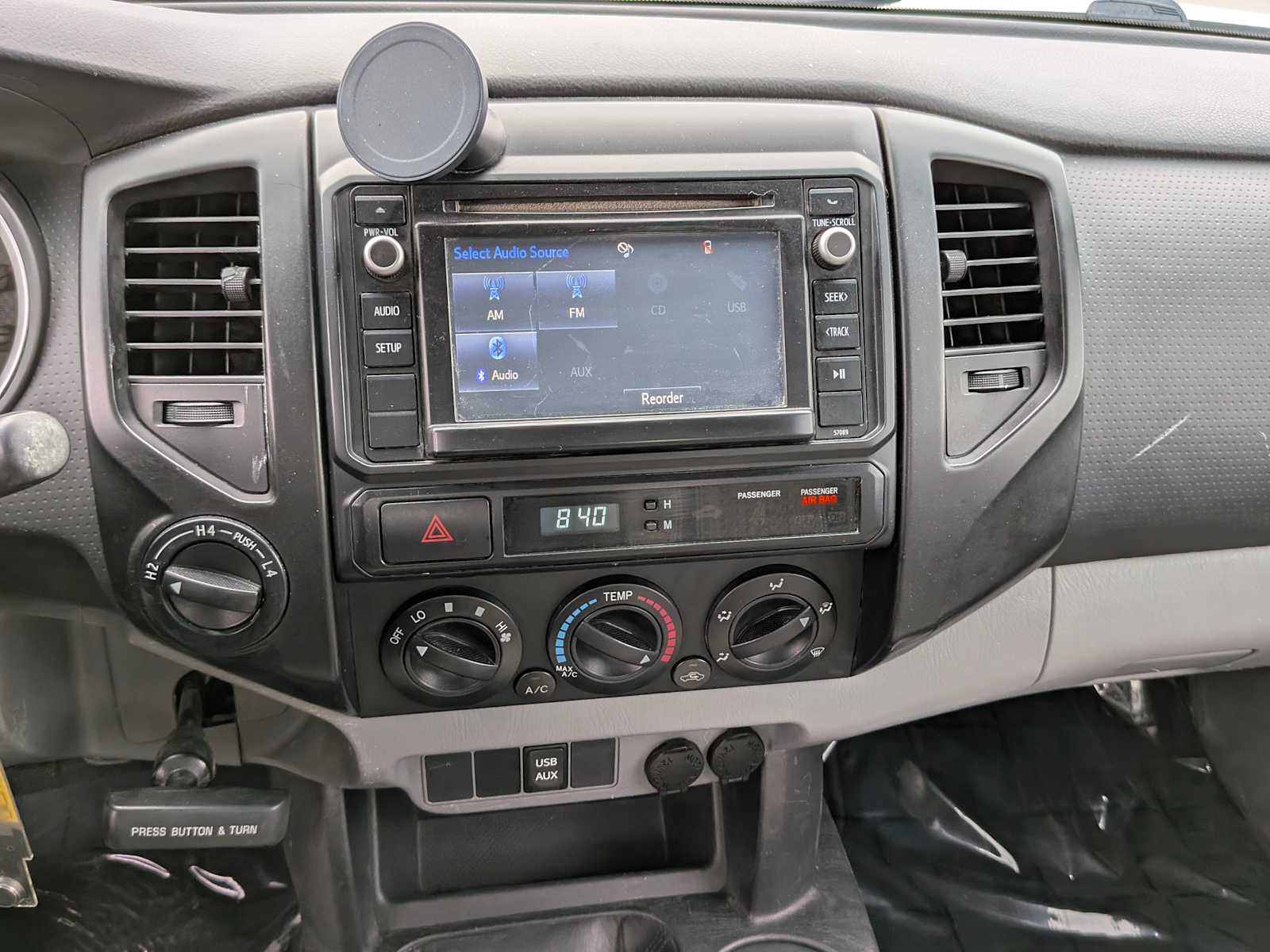 Thumbnail: 2014 Toyota Tacoma - 23