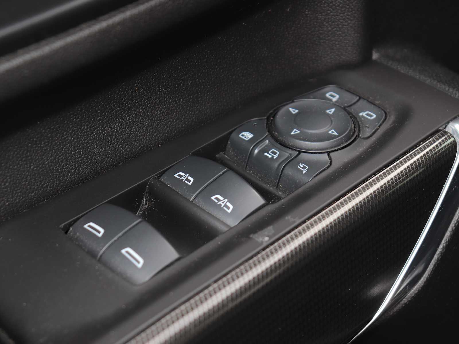 Thumbnail: 2021 GMC Sierra 3500 - 18