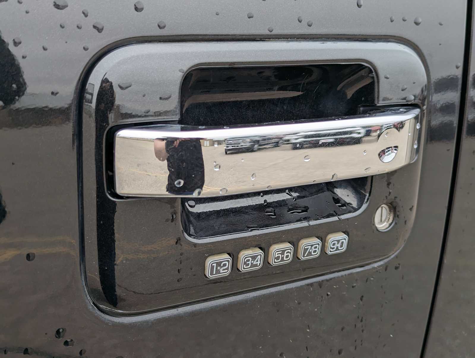 Thumbnail: 2011 Ford F-150 - 21