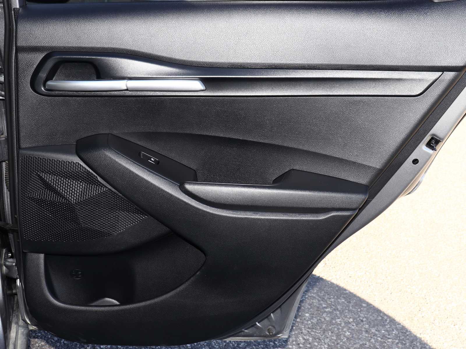 Thumbnail: 2023 Kia Seltos - 28