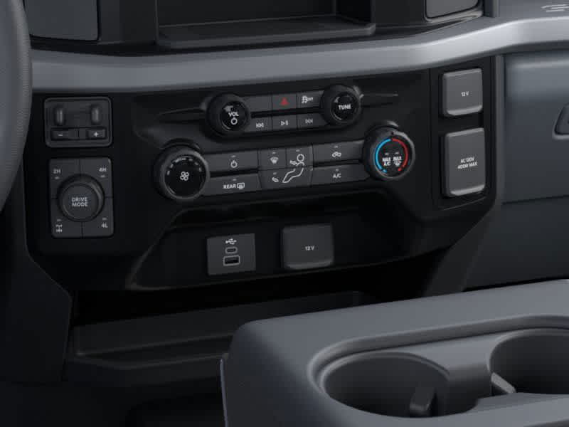 Thumbnail: 2025 Ford F-250 - 15
