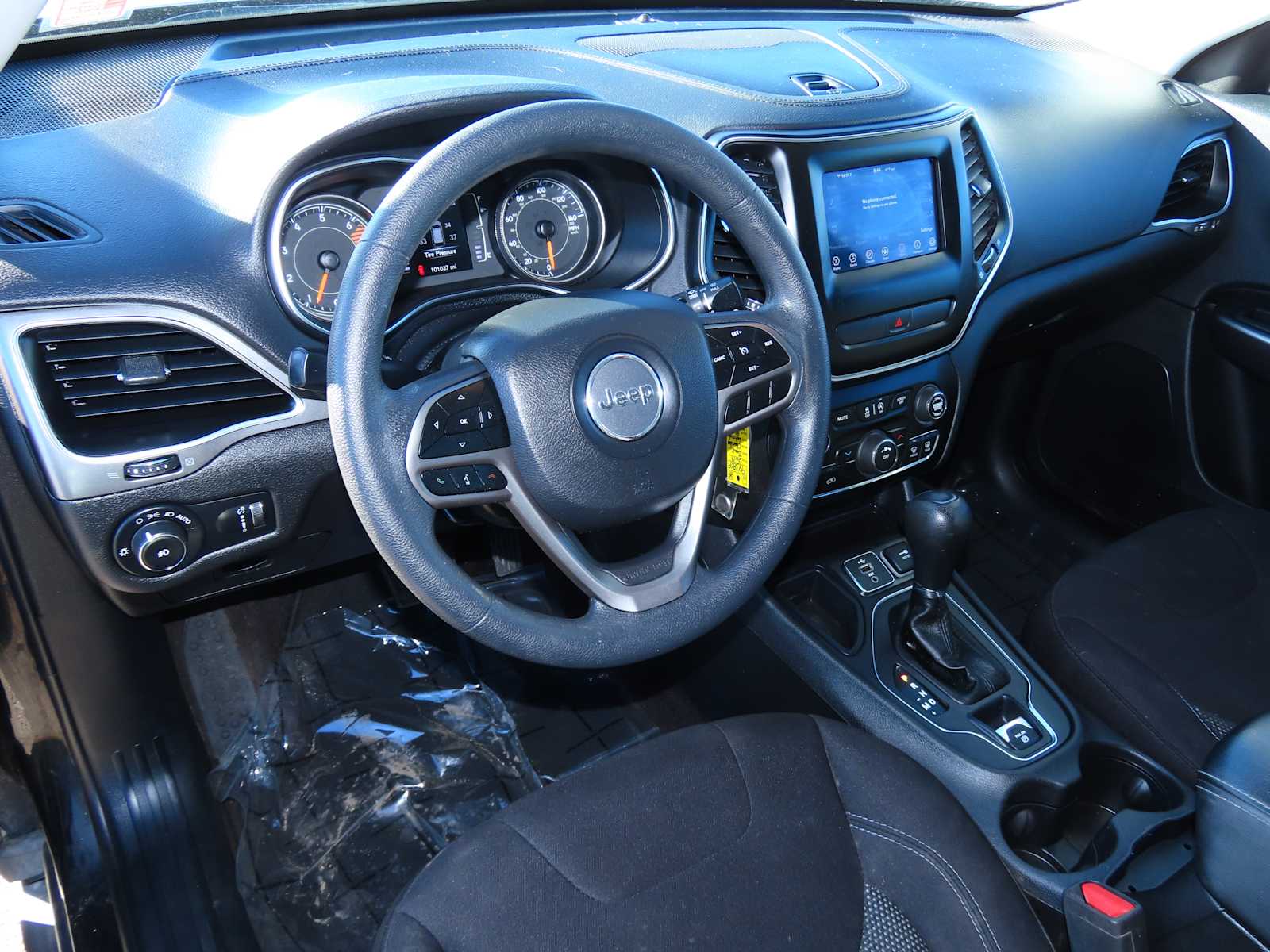 Thumbnail: 2019 Jeep Cherokee - 2