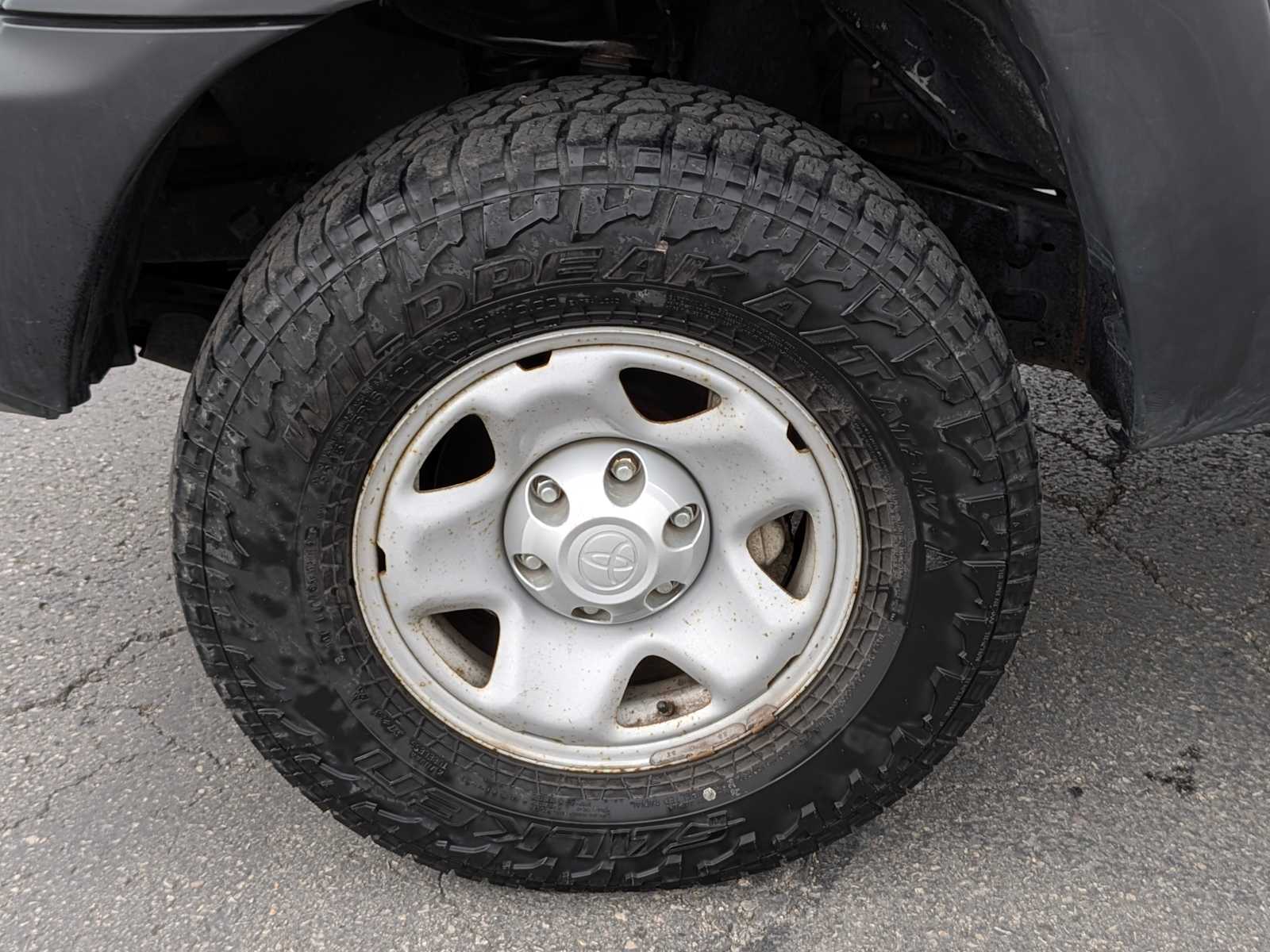 Thumbnail: 2014 Toyota Tacoma - 15