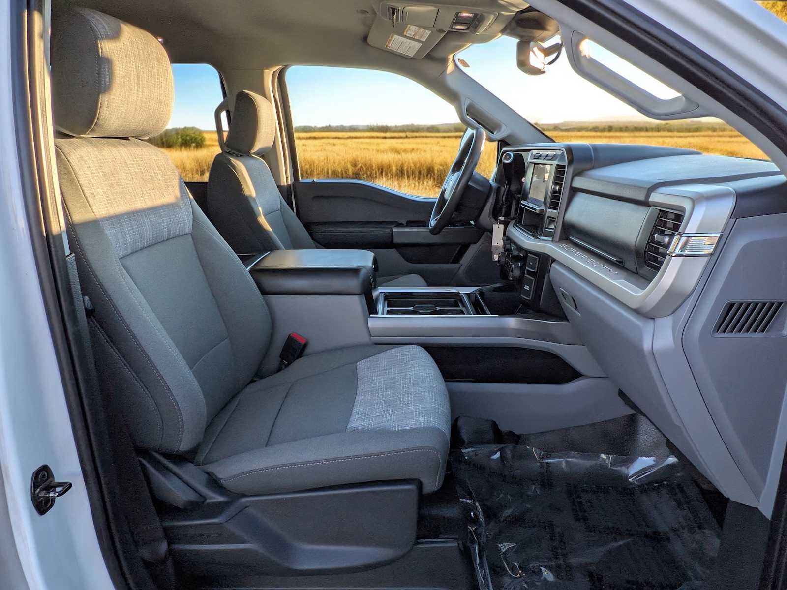 Thumbnail: 2023 Ford Econoline - 25