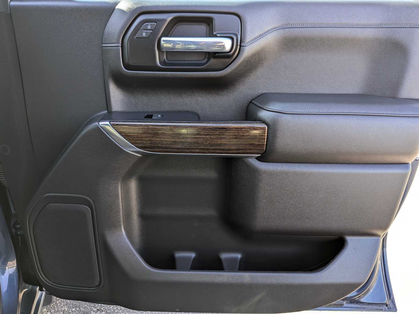 Thumbnail: 2020 GMC Sierra 1500 - 28
