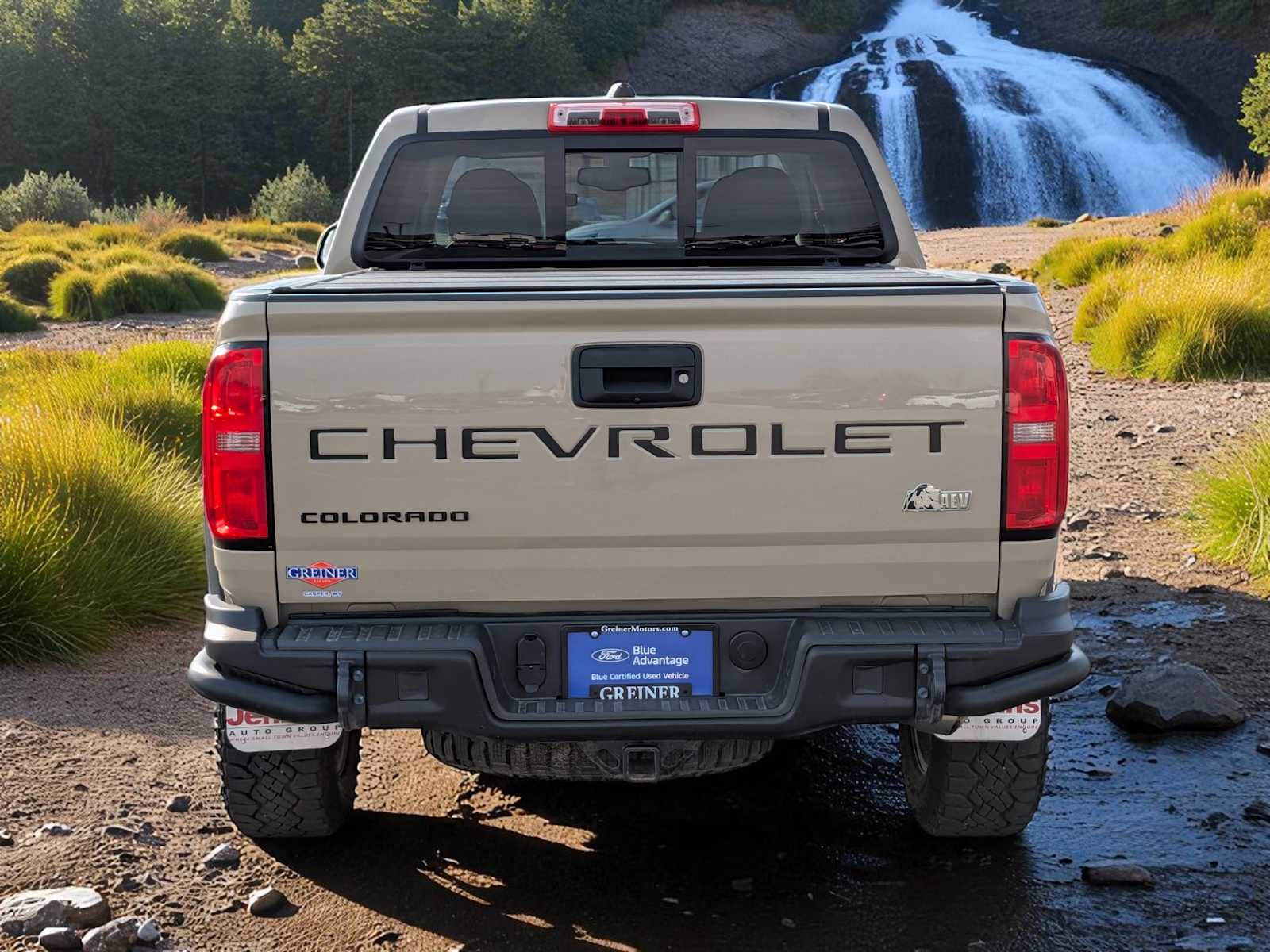 Thumbnail: 2022 Chevrolet Colorado - 5
