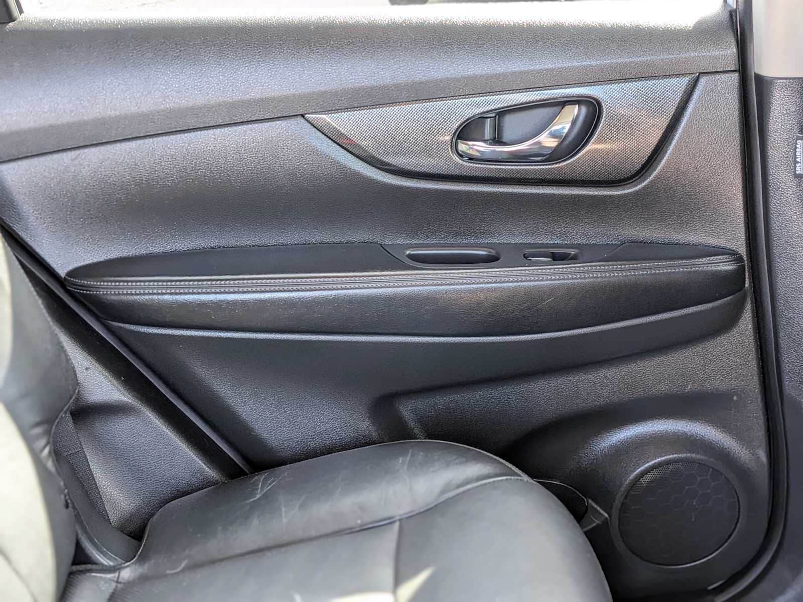 Thumbnail: 2015 Nissan Rogue - 24