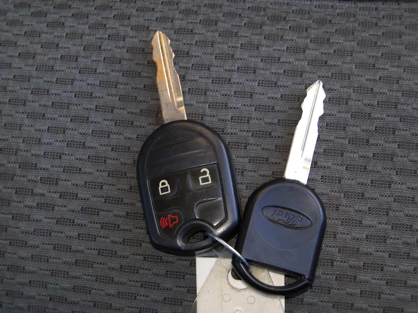 Thumbnail: 2011 Ford F-150 - 32