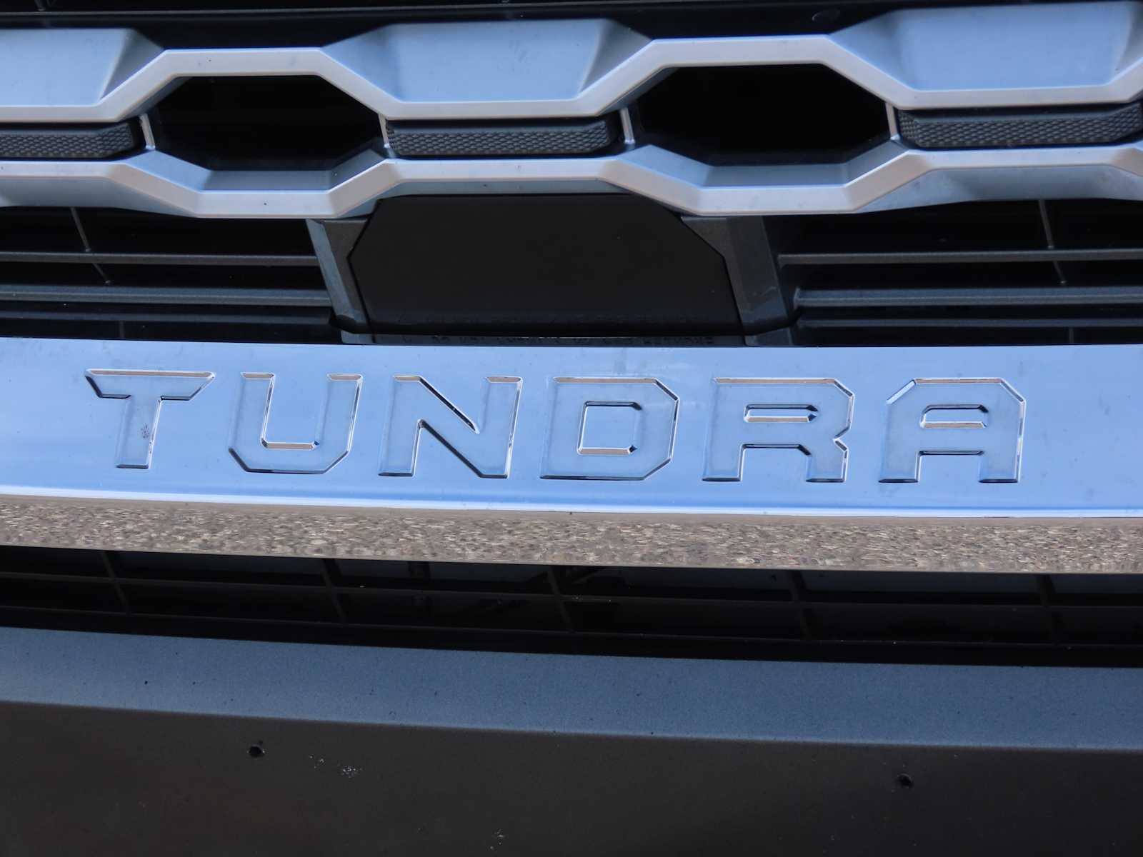 Thumbnail: 2023 Toyota Tundra - 12